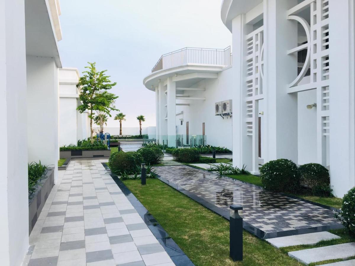 Gold Bee Dormitary Service Apartment Cidade de Ho Chi Minh Exterior foto
