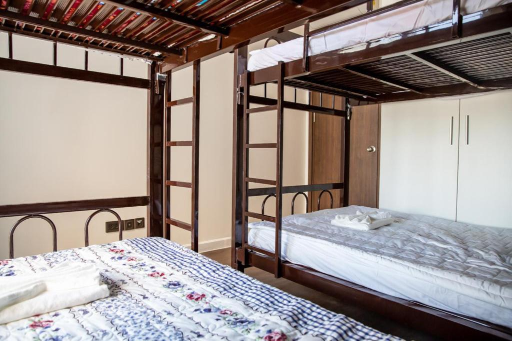 Gold Bee Dormitary Service Apartment Cidade de Ho Chi Minh Exterior foto